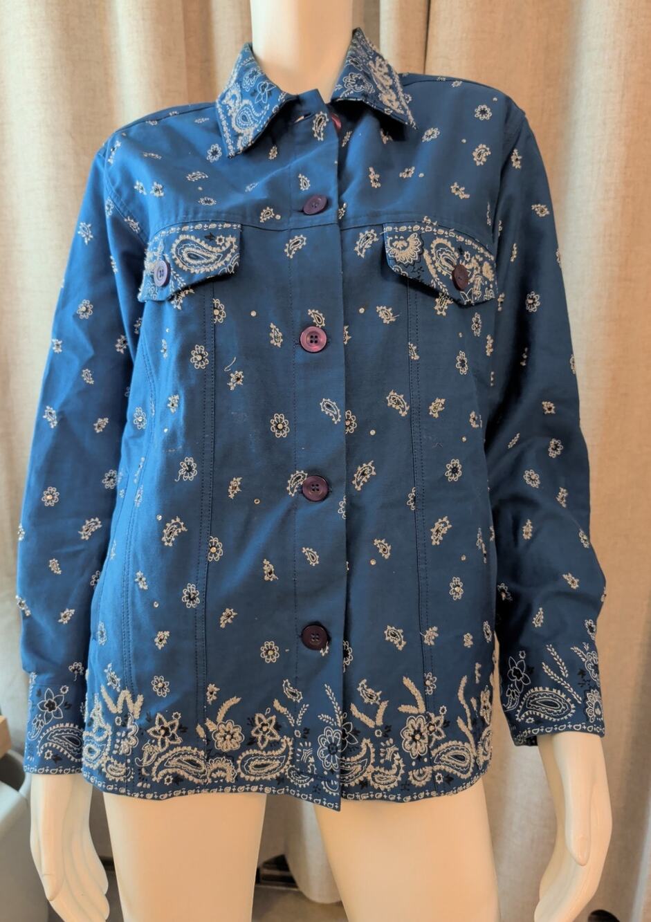 Quacker Factory trucker jacket blue paisley bandana print beads & sequins Size M